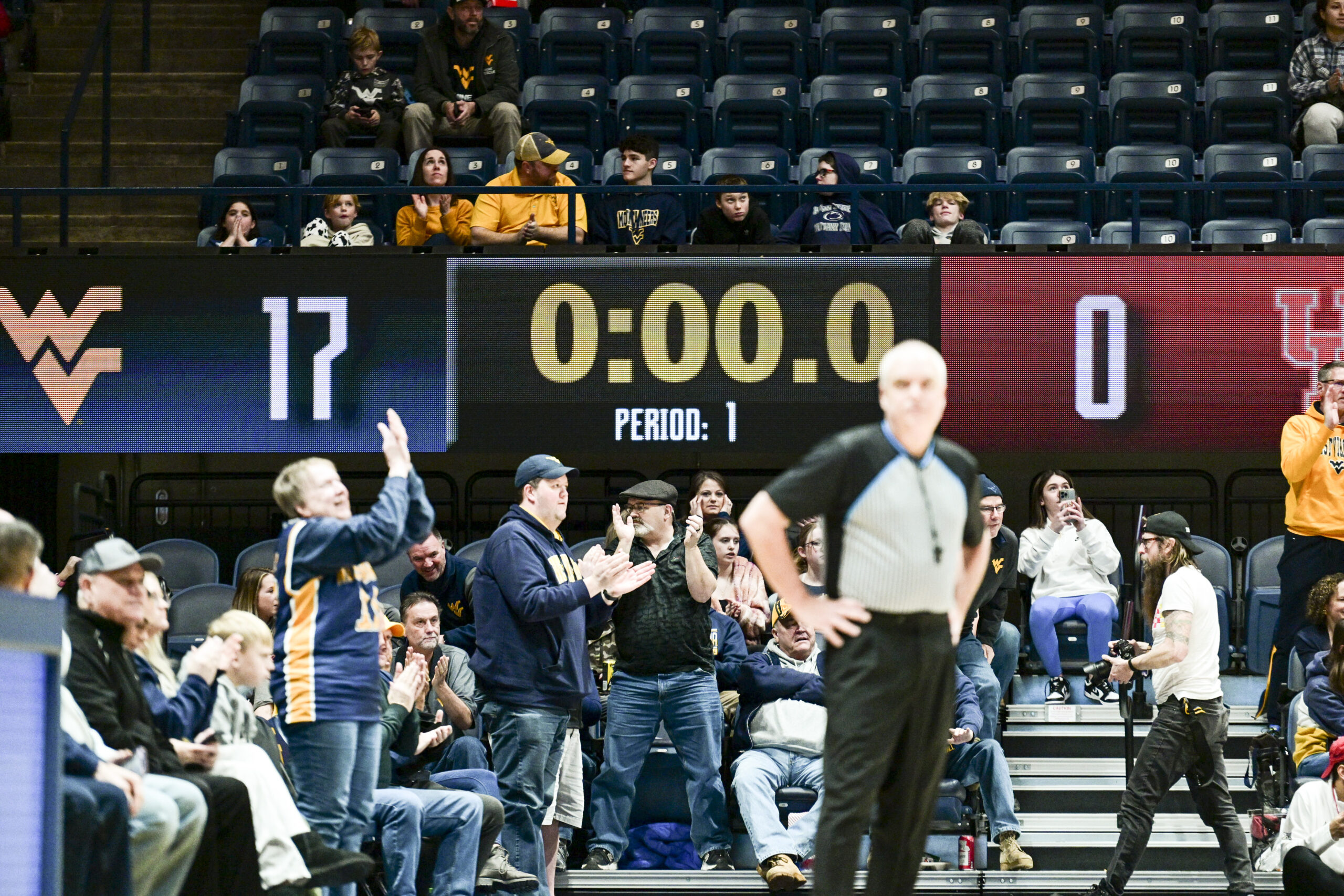 Mountaineers have historic defensive outing in rout of Houston